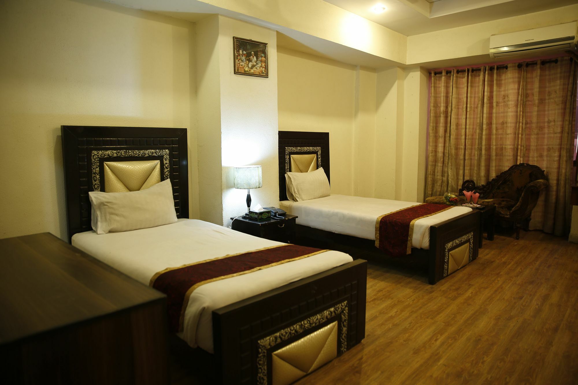 Premier Inn Davis Road Lahore Bagian luar foto